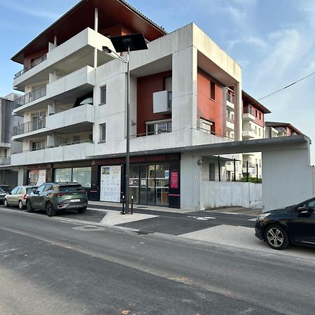 Appartement Cosy Agen Centre Avec Lit King Size Εξωτερικό φωτογραφία